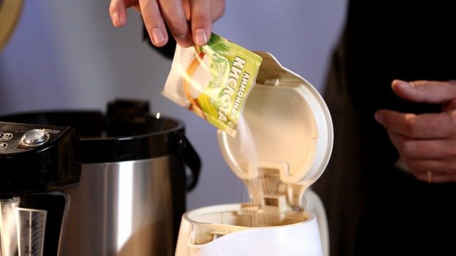 очистить чайник от накипи лимонной кислотой