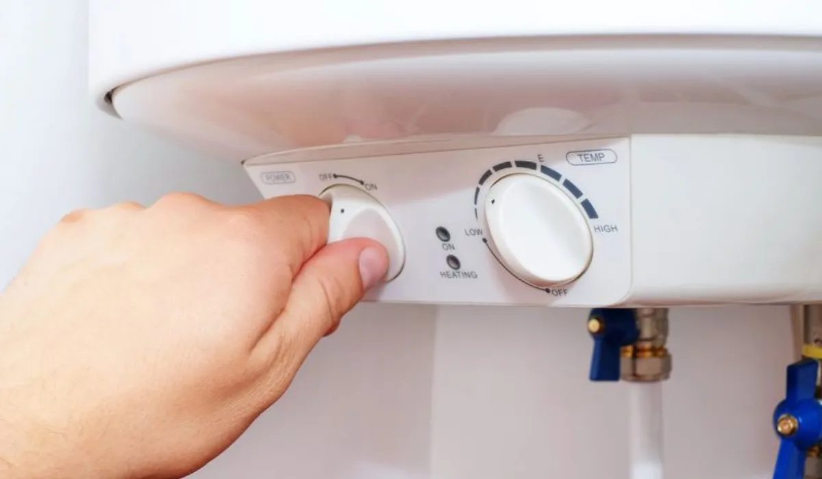 Не працює бойлер: що робити до приїзду майстра