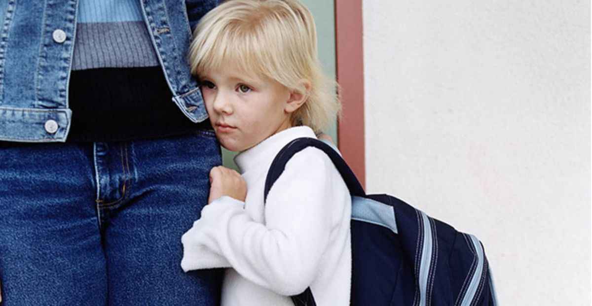 Дитина не хоче йти до школи: як діяти батькам